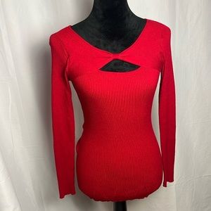 Candie’s red sweater with cut out (m)